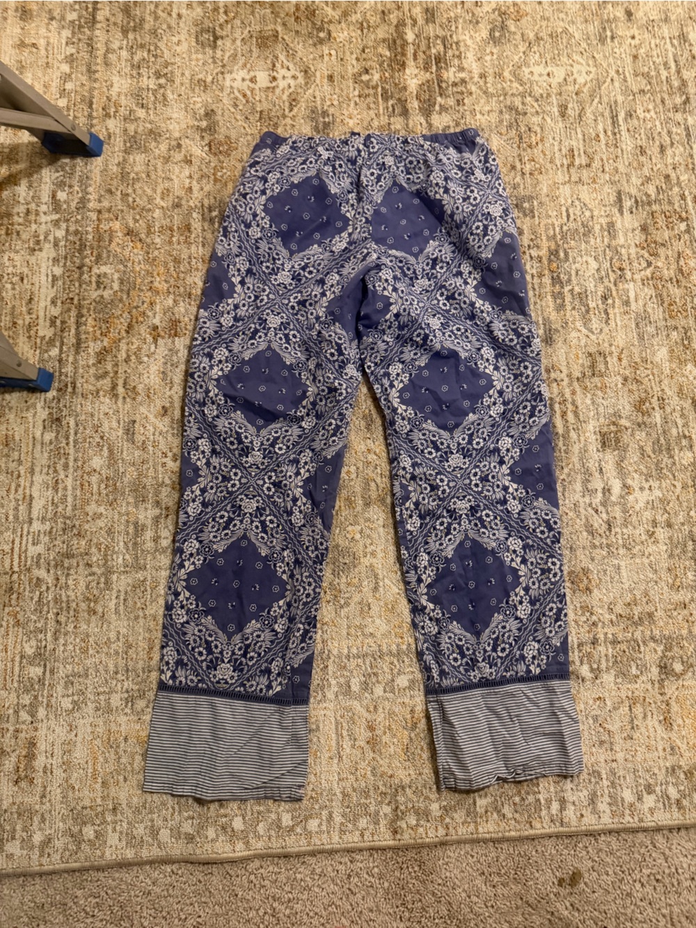 Victoria's Secret Blue and White Floral Pajama Pants - Picture 3 of 3